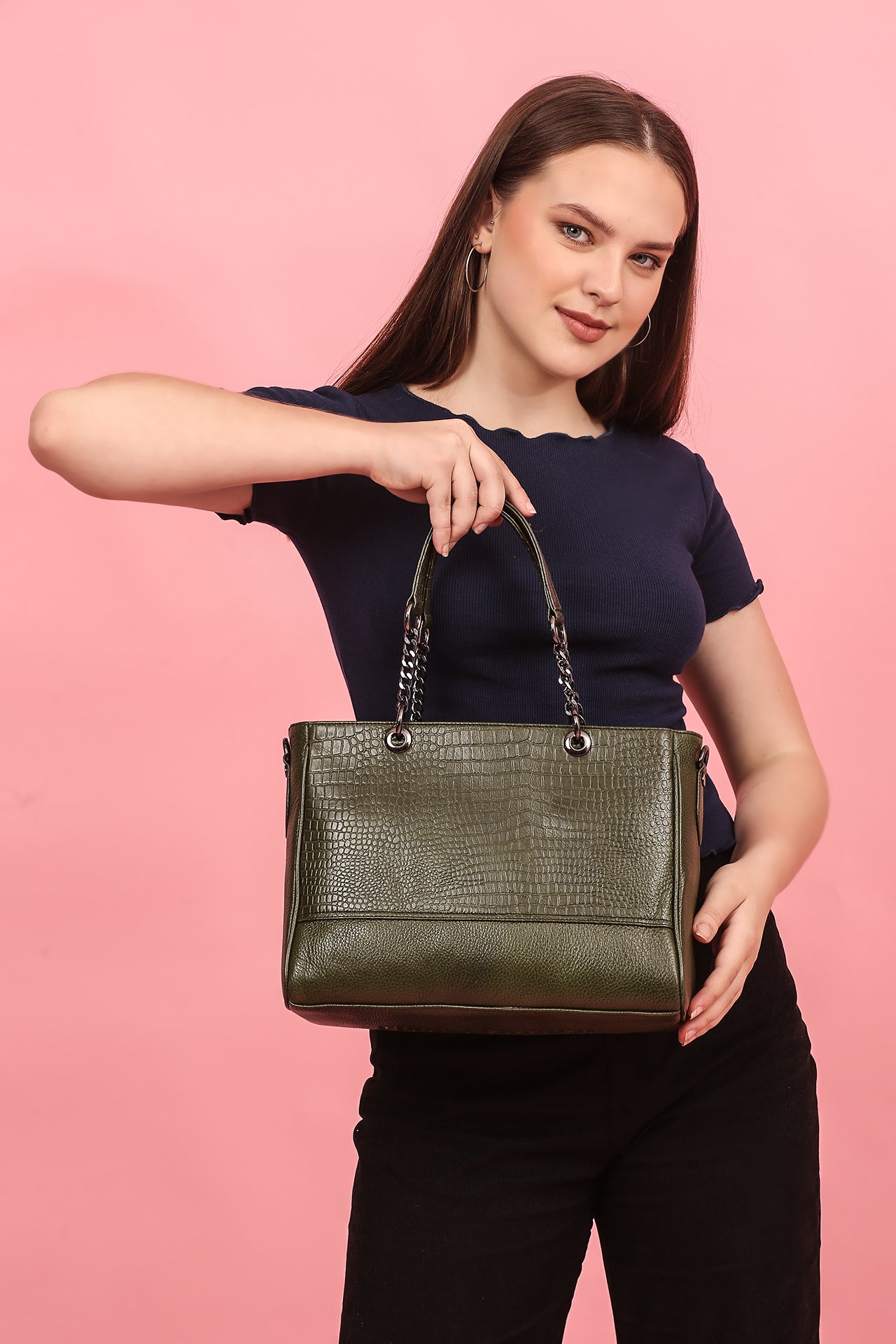 Elegant Leather Handbag with Chain Handles