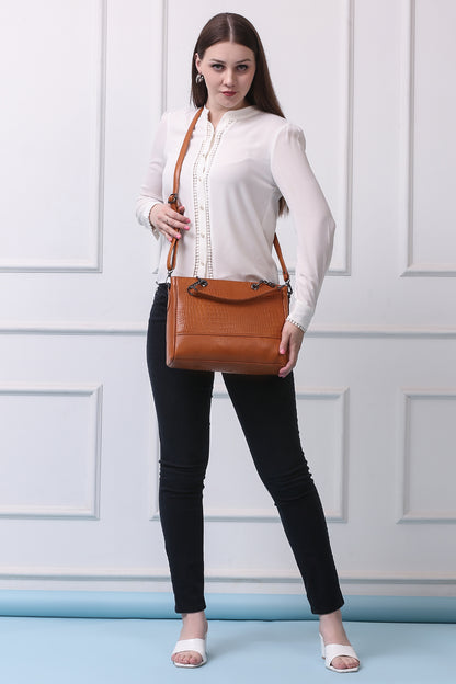 Elegant Leather Handbag with Chain Handles